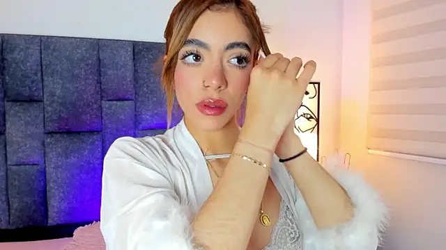 Violetta Ficher online show from June 5, 2026, 2:27 am
