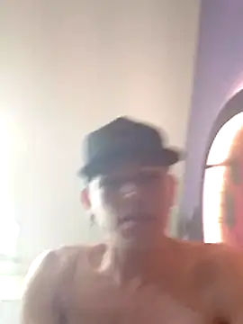 Snapshot of duquehotvoy chatting on November 4, 2025, 6:39 am duquehotvoy online show from November 4, 2025, 6:39 am