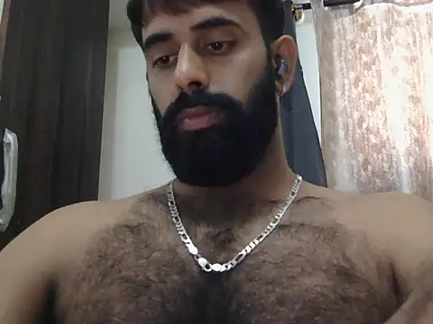 Snapshot of indianhairybull chatting on June 10, 2026, 4:24 am indianhairybull online show from June 10, 2026, 4:24 am