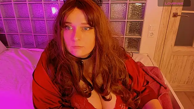 EmilyPerfect online show from March 19, 2025, 3:51 pm