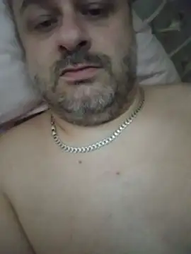 Snapshot of NAvoglia chatting on June 17, 2026, 9:03 pm NAvoglia online show from June 17, 2026, 9:03 pm