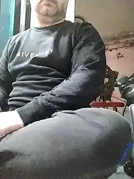 NAvoglia online show from March 2, 2025, 4:58 pm