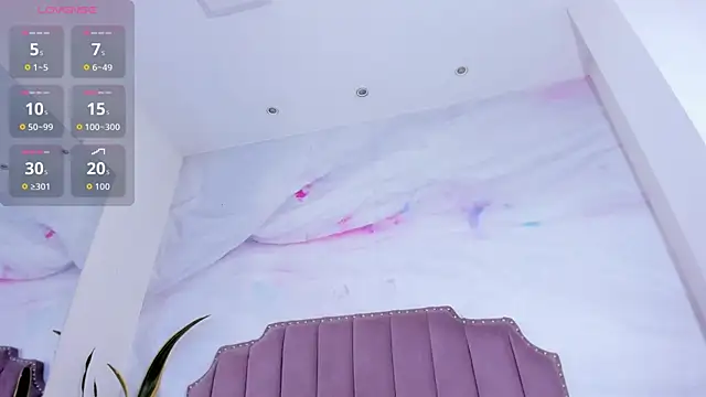 Snapshot of Lia_Guzman chatting on March 16, 2026, 5:44 am Lia Guzman online show from March 16, 2026, 5:44 am