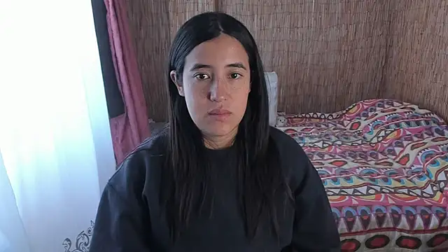 Snapshot of __leaa chatting on February 5, 2026, 2:57 pm leaa online show from February 5, 2026, 2:57 pm