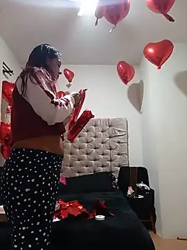 Pantaneirasexy online show from June 12, 2026, 1:53 pm