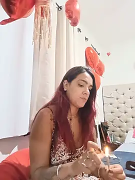 Pantaneirasexy online show from June 14, 2026, 7:37 pm
