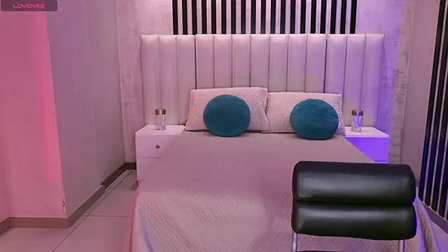 AmaiaHaywood online show from January 16, 2026, 4:16 am