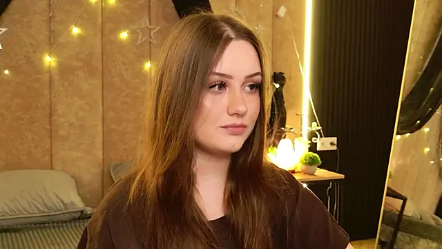 Snapshot of Kendra_Parlow chatting on May 9, 2026, 8:23 pm Kendra Parlow online show from May 9, 2026, 8:23 pm