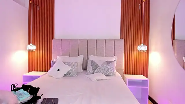 khloe-sweet online show from September 27, 2025, 2:12 pm