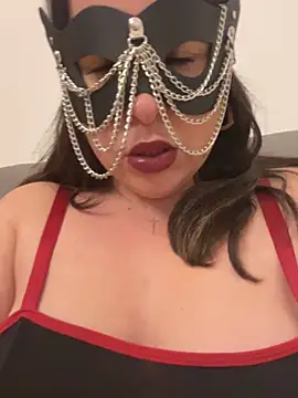 laarti online show from November 11, 2025, 7:19 pm