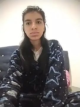 Ariell Kieran online show from July 6, 2026, 5:25 am