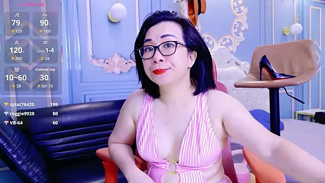 LucianaMe online show from June 4, 2026, 3:06 pm