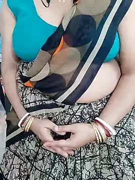 Snapshot of o-radha chatting on February 3, 2025, 9:18 pm o-radha online show from February 3, 2025, 9:18 pm