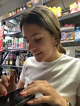 Snapshot of Andrea18_blonde chatting on March 9, 2026, 4:43 pm Andrea18 blonde online show from March 9, 2026, 4:43 pm