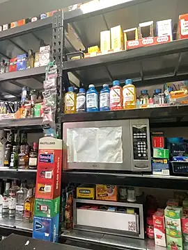 Snapshot of Andrea18_blonde chatting on February 27, 2026, 3:45 pm Andrea18 blonde online show from February 27, 2026, 3:45 pm