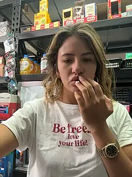 Andrea18 blonde online show from January 19, 2026, 2:21 pm