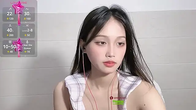 xunian71O online show from February 15, 2025, 4:34 pm