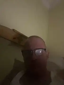 Snapshot of ClimbedCaelum chatting on October 6, 2025, 6:14 am ClimbedCaelum online show from October 6, 2025, 6:14 am