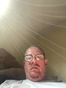 Snapshot of ClimbedCaelum chatting on November 1, 2025, 8:36 pm ClimbedCaelum online show from November 1, 2025, 8:36 pm