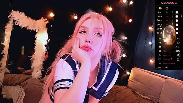 Bibi Iva online show from May 4, 2026, 10:45 pm