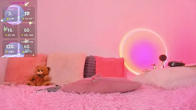 gigi dol online show from October 15, 2025, 8:33 am