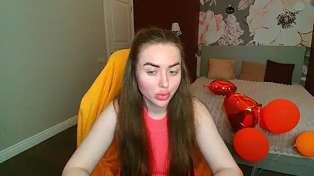 Snapshot of MissisCaty chatting on June 4, 2026, 6:34 pm MissisCaty online show from June 4, 2026, 6:34 pm
