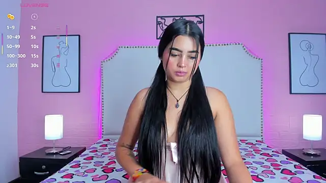  Emma whiitee  online show from October 1, 2025, 1:04 pm