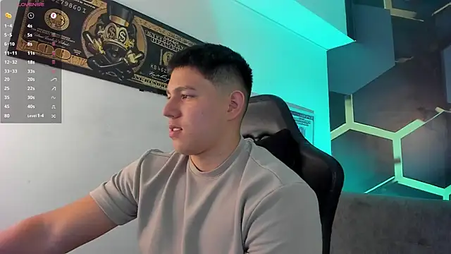 JamesCr  online show from September 11, 2025, 2:55 am