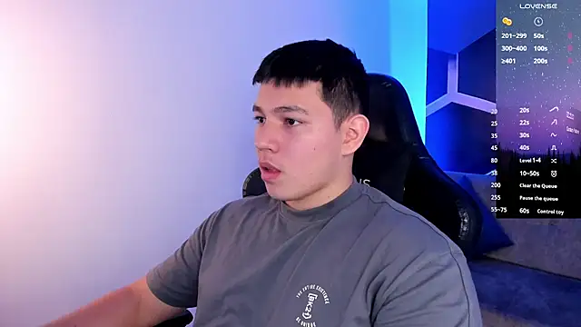 JamesCr  online show from January 17, 2026, 3:21 am