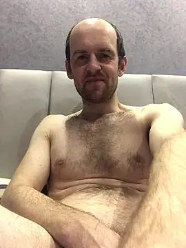 LynnAhNight online show from January 13, 2026, 3:16 pm