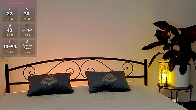 Maytaai online show from September 27, 2025, 8:04 pm