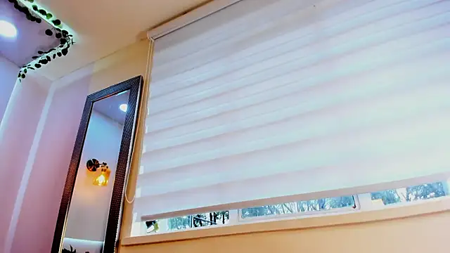 AzunaStar online show from February 20, 2026, 10:12 pm