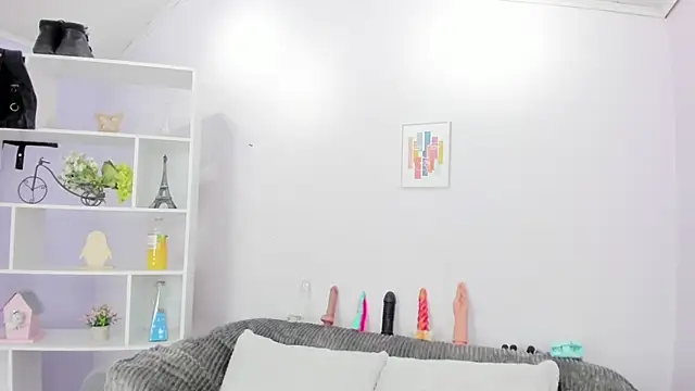 Snapshot of Hiyakasudere chatting on September 22, 2025, 6:25 pm Hiyakasudere online show from September 22, 2025, 6:25 pm