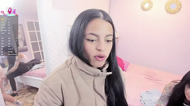 Snapshot of Hiyakasudere chatting on March 20, 2025, 1:15 pm Hiyakasudere online show from March 20, 2025, 1:15 pm