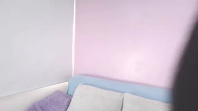 Snapshot of Hiyakasudere chatting on November 8, 2025, 6:22 pm Hiyakasudere online show from November 8, 2025, 6:22 pm