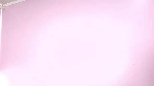 Snapshot of Hiyakasudere chatting on November 6, 2025, 6:23 pm Hiyakasudere online show from November 6, 2025, 6:23 pm