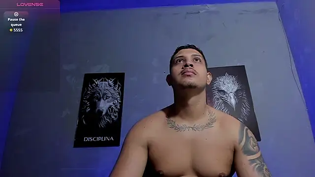 Snapshot of JohanSmith chatting on February 8, 2026, 11:35 pm JohanSmith online show from February 8, 2026, 11:35 pm