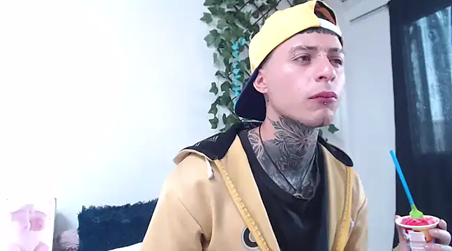 7 Saturno 7 online show from March 11, 2025, 7:36 pm