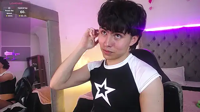 PepperTwink online show from September 19, 2025, 4:22 pm