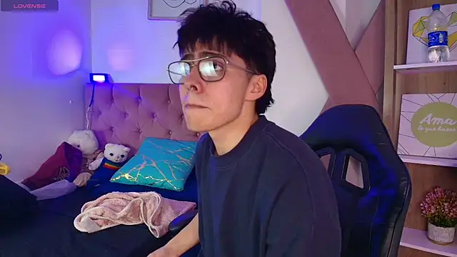 PepperTwink online show from October 2, 2025, 4:54 pm