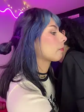 mavimist   online show from December 4, 2025, 1:48 am