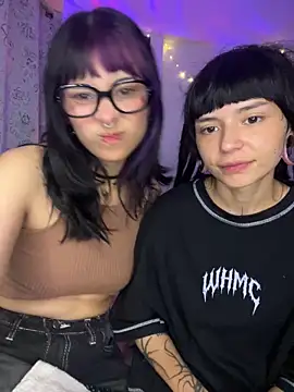 mavimist   online show from April 28, 2026, 12:20 am