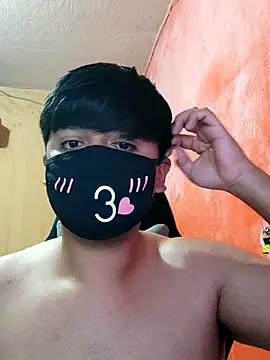 LuisA Femm online show from February 18, 2025, 5:42 am