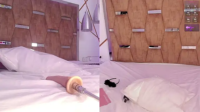 Snapshot of PamelaAddams_ chatting on February 16, 2026, 5:06 am PamelaAddams online show from February 16, 2026, 5:06 am