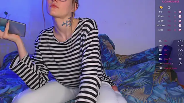 Miss lionheart online show from March 4, 2025, 5:42 am