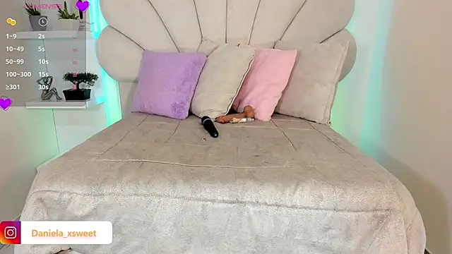 Snapshot of Danielaangelina chatting on March 15, 2026, 6:09 am Danielaangelina online show from March 15, 2026, 6:09 am