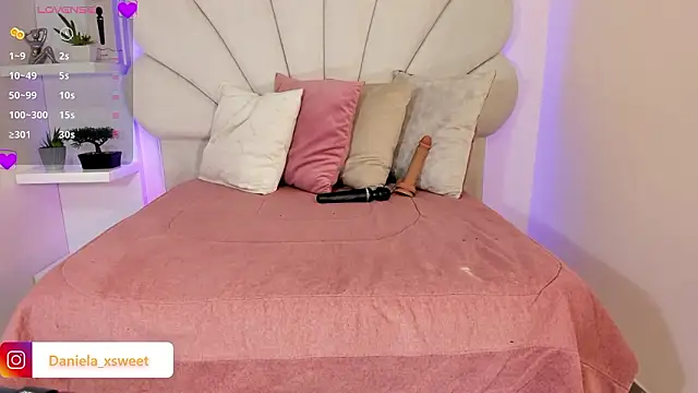 Snapshot of Danielaangelina chatting on March 20, 2026, 5:52 am Danielaangelina online show from March 20, 2026, 5:52 am