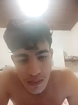 Santini26 online show from March 5, 2025, 11:27 pm