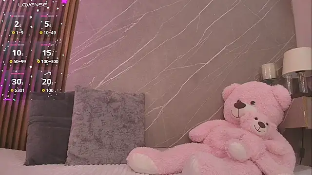 ariana jhonson1 online show from June 23, 2026, 11:19 am