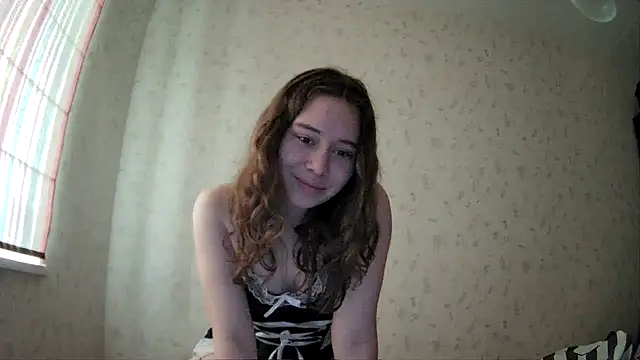 girliemilk online show from February 8, 2025, 12:17 pm